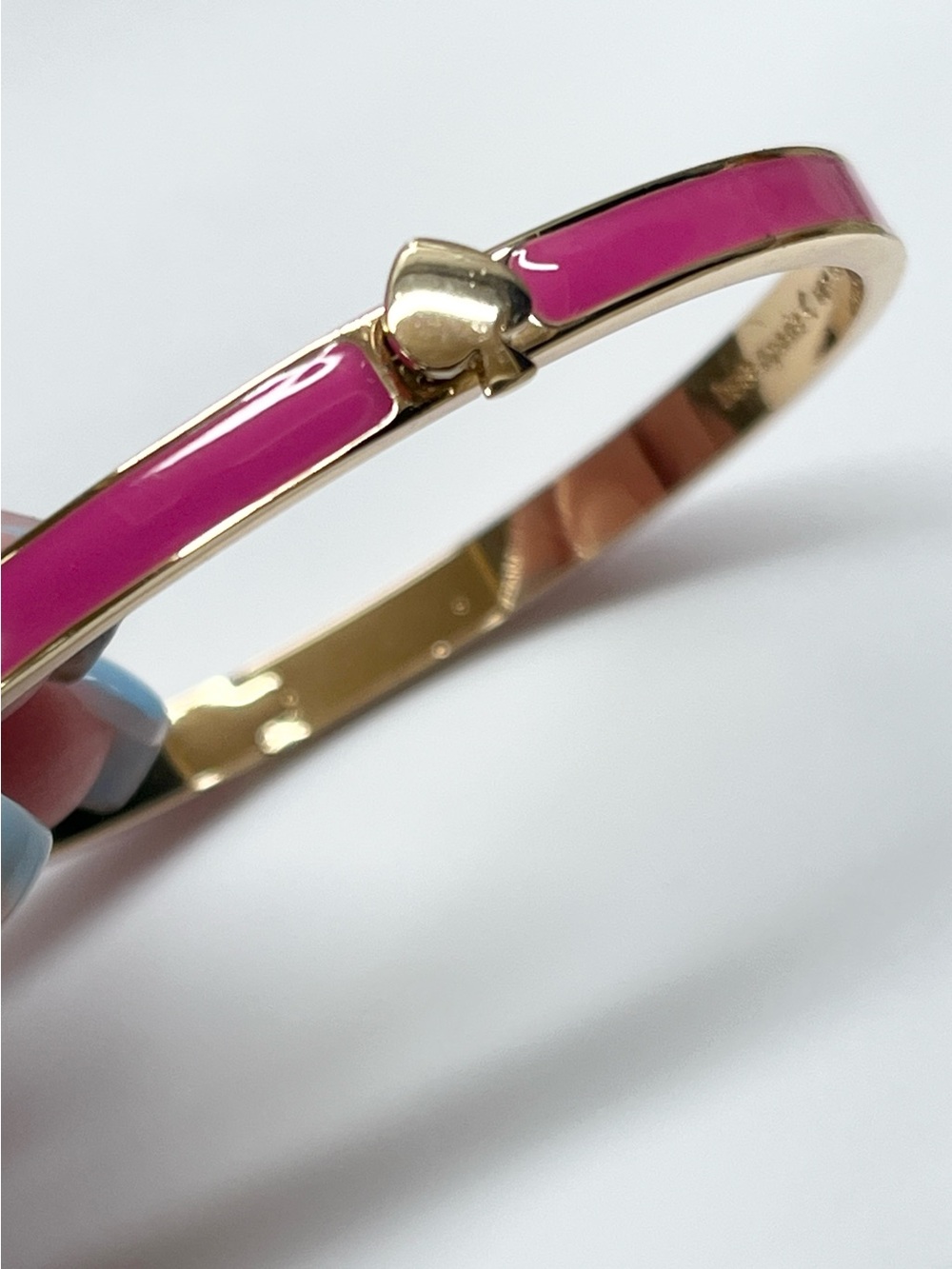 Kate Spade Hinged Enamel Goldtone Bangle - Your Choice of Pink or Turquoise EUC - Picture 4 of 8